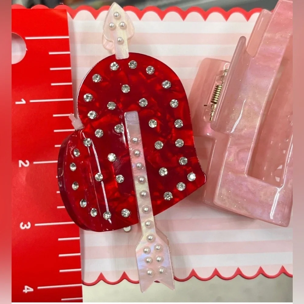 NWT Piper K Two Pack Hair Claw Clips Whimsical Love Theme
